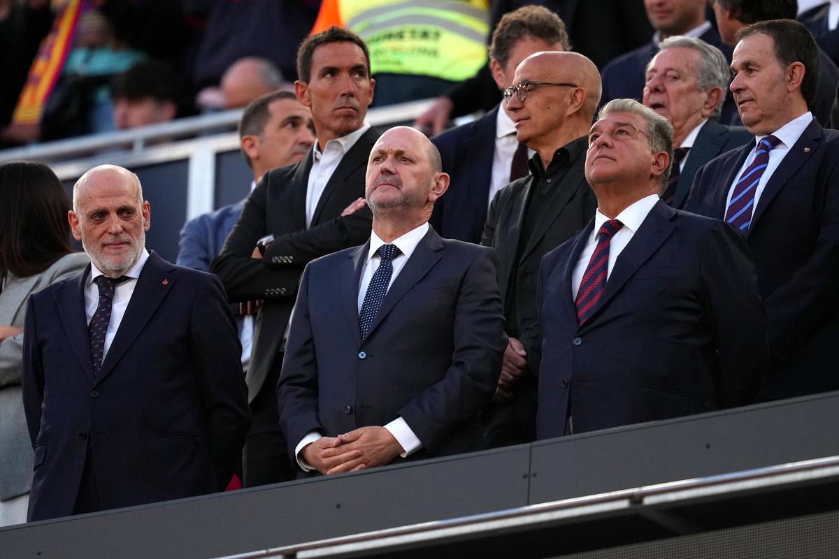 Românca Roxana Mînzatu, invitată specială pe „Camp Nou” la Barcelona – Real Madrid