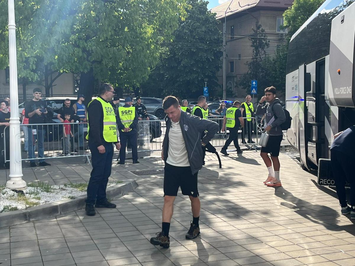 Dinamo - FC Argeș, imagini înaintea partidei de pe „Arcul de Triumf”