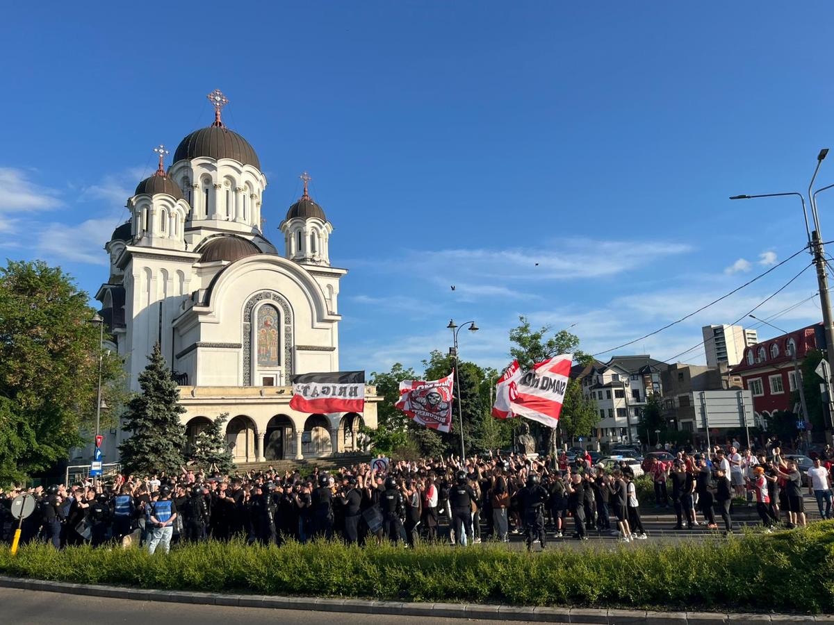 Protestul fanilor lui Dinamo la meciul cu FC Argeș