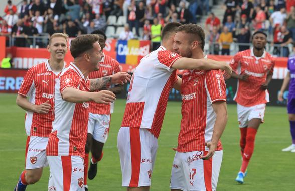 Doi dintre jucătorii în care Dinamo își punea speranțele intră la „cuțit” și sunt OUT două luni! Ratează toată pregătirea
