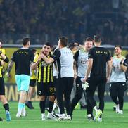 Răzvan Marin și AEK Atena au câștigat titlul în Grecia // FOTO: sportal.gr