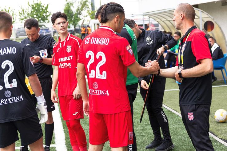 Ianis Neagu Gafencu  (numărul 22) a debutat la CS Dinamo / Sursă foto: Facebook