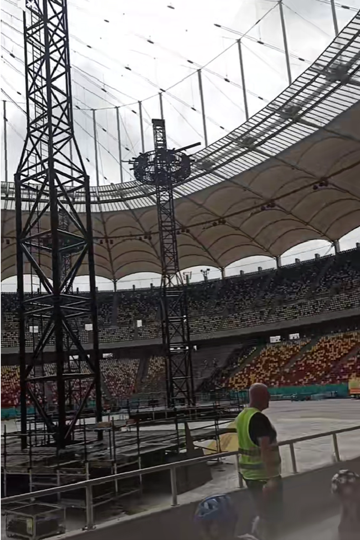 Cum arată Arena Națională înainte de concertul Metallica