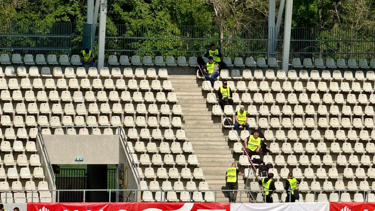Dinamo - FC Argeș, imagini înaintea partidei de pe „Arcul de Triumf”