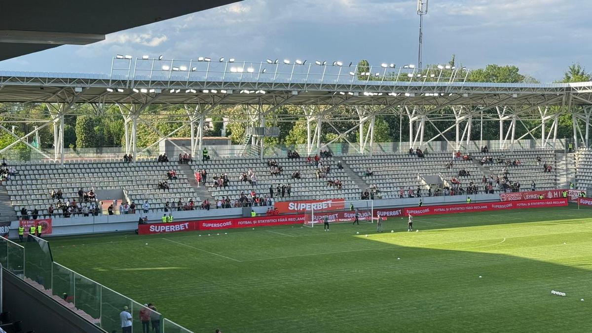 Dinamo - FC Argeș, imagini înaintea partidei de pe „Arcul de Triumf”