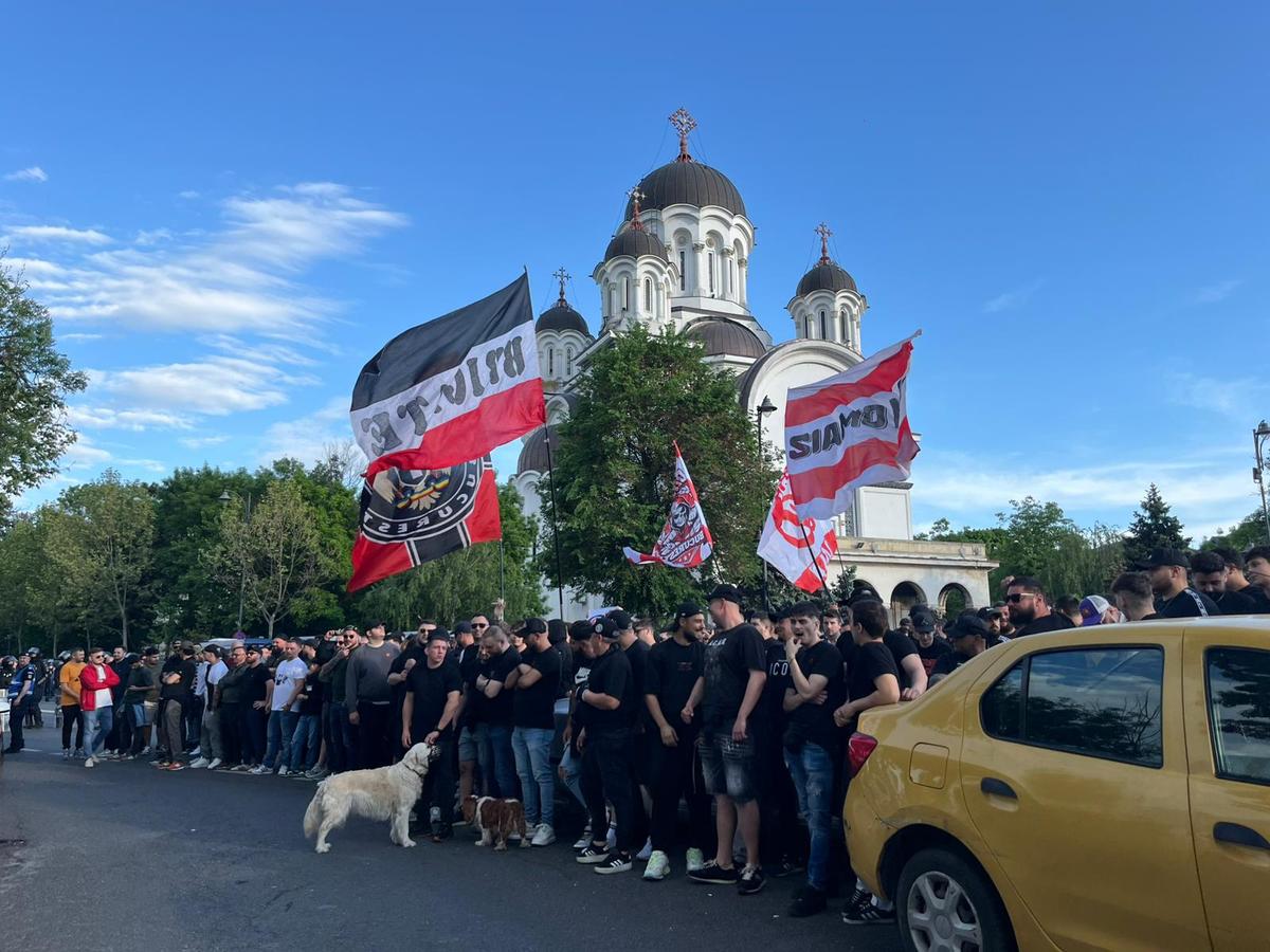 Protestul fanilor lui Dinamo la meciul cu FC Argeș