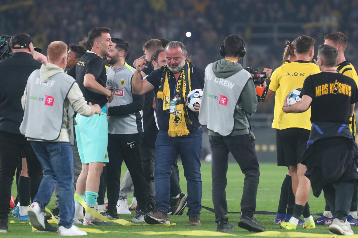 Răzvan Marin, CAMPION în Grecia cu AEK! + Răzvan Lucescu, favorit la locul 2