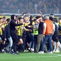 Răzvan Marin și AEK Atena au câștigat titlul în Grecia! // FOTO: sportal.gr