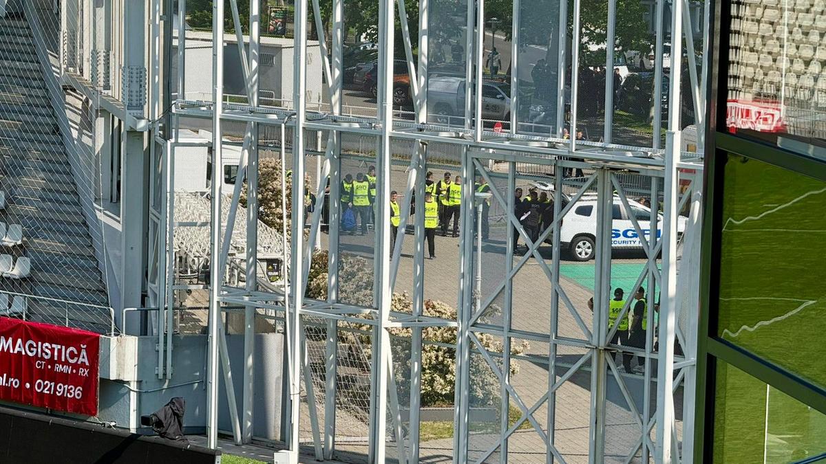 Dinamo - FC Argeș, imagini înaintea partidei de pe „Arcul de Triumf”