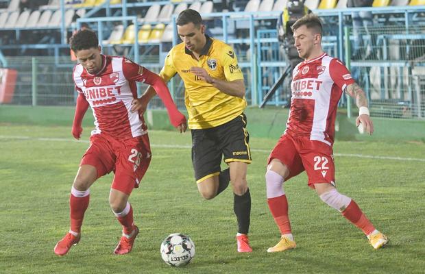 Veste neaşteptată pentru Dinamo » Jucătorul vrea să rămână în „Ștefan cel Mare”!