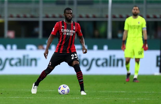 AC Milan vrea să-l transfere definitiv pe Tomori. Suma substanţială pe care italienii o vor plăti lui Chelsea