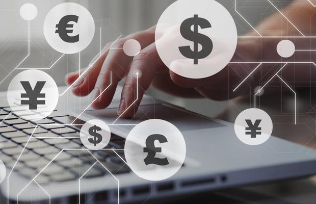Vrei să începi să investești? Ce trebuie să știi despre platformele de tranzacționare