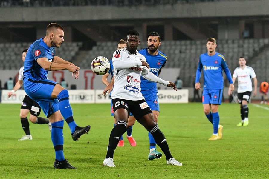 Mamadou Thiam, în meciul cu FCSB // FOTO: Imago Ultimele detalii de la negocierile pentru atacantul dorit de FCSB: „Dacă plătesc clauza, se face”