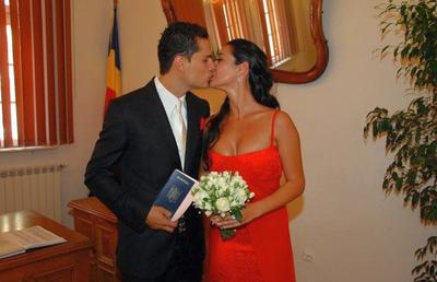„Am făcut sex chiar înainte de meci, în cantonament” » La 14 ani distanță e angajat FRF și revine asupra declarației: „Soția a venit la mine...”