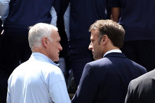 Emmanuel Macron a decalat transmisiunea meciului Franța - Canada. Foto: Imago