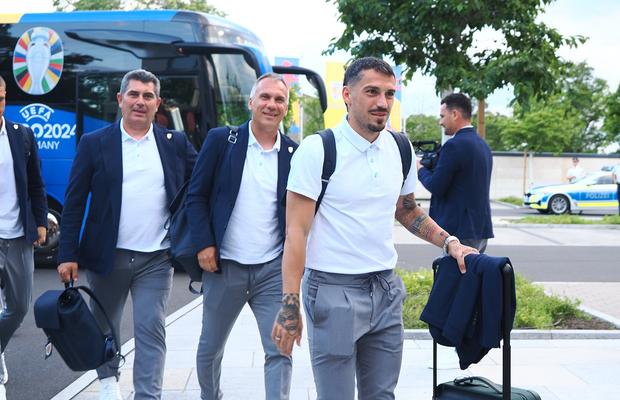 Here we go! „Tricolorii” au ajuns în Würzburg: „E cel mai frumos moment din ultimii 8 ani al echipei naționale!”