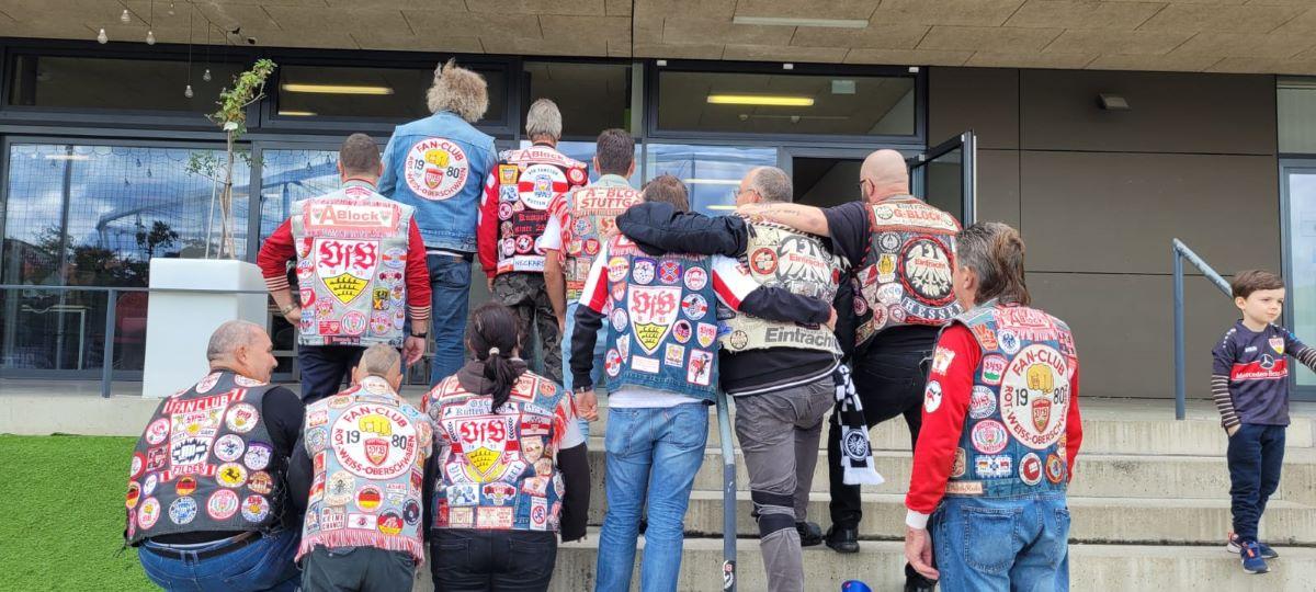 Supershow al suporterilor nemți din fan cluburi chiar în orașul unde stă naționala României! Tabloidul Bild a ales astăzi poza zilei de la festivalul unic în Germania