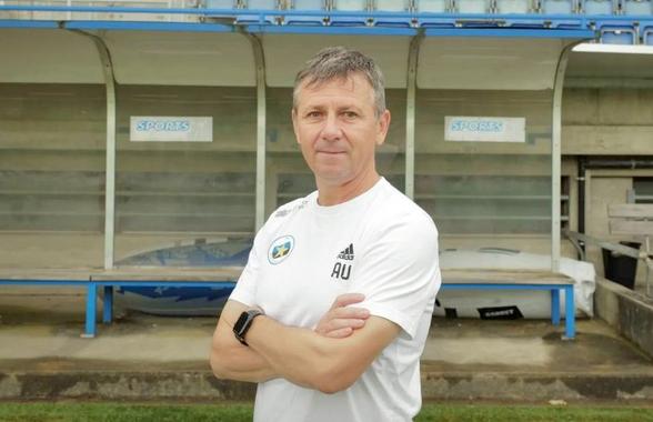 Antrenorul propus de Ilie Dumitrescu în Superliga a rămas fără echipă