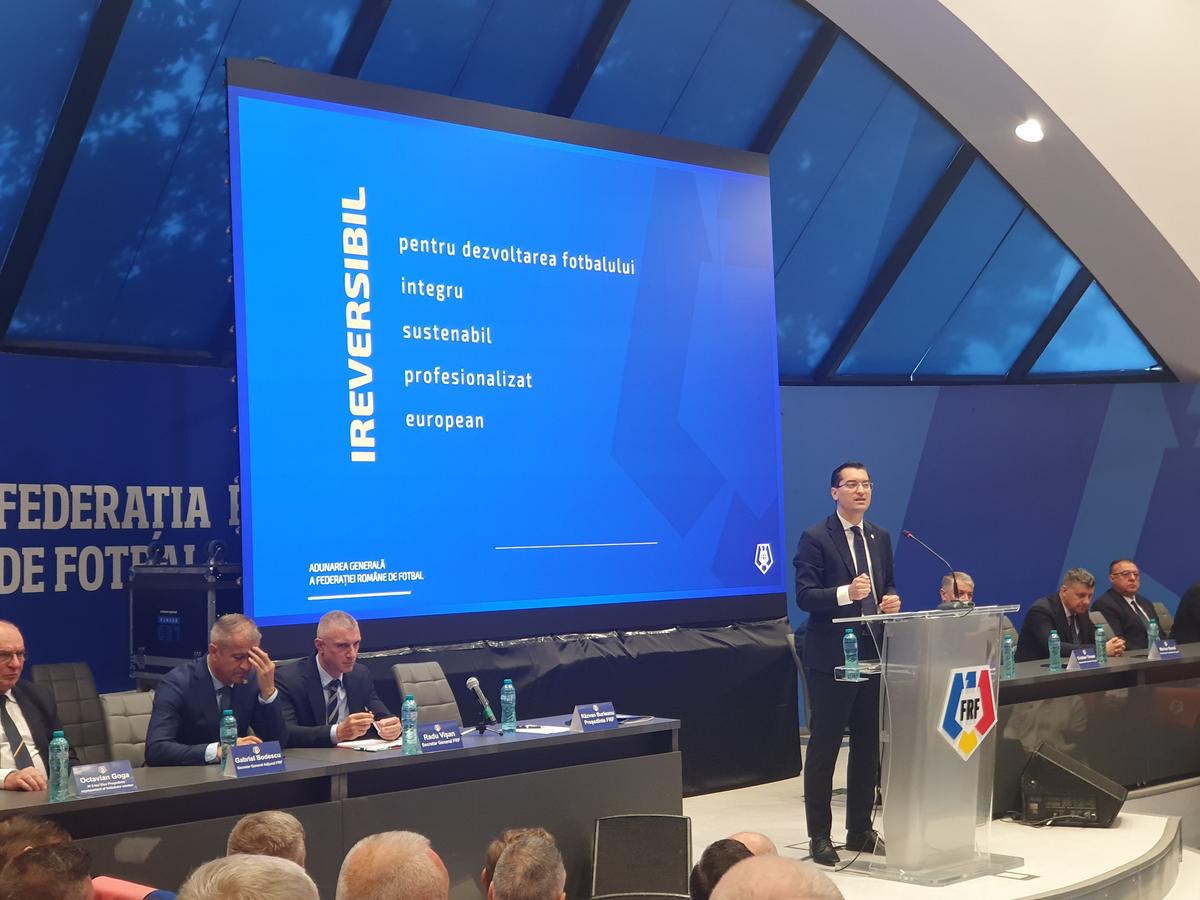 Adrian Mititelu, reacție virulentă după ultimul conflict cu Răzvan Burleanu: „Sunt niște profitori! Așteaptă să mănânce o sarma și să bea un suc”