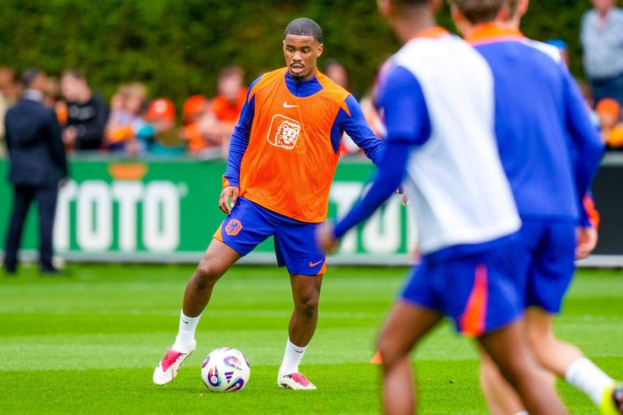Jorrel Hato Ghid EURO 2025 » Totul despre Campionatul European U21 din Slovacia: vedete, favorite, program + Cum arată cele opt stadioane