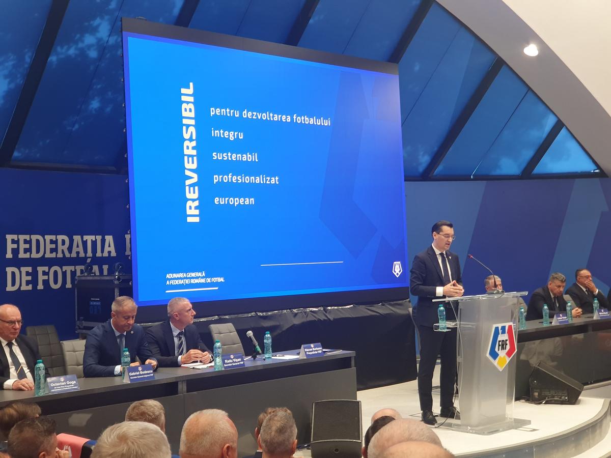 Adrian Mititelu, reacție virulentă după ultimul conflict cu Răzvan Burleanu: „Sunt niște profitori! Așteaptă să mănânce o sarma și să bea un suc”