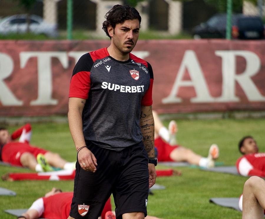 Fran Xavier // foto: Facebook @ Dinamo Bucuresti 3 oameni noi în staff-ul lui Dinamo » Preparator fizic din Spania + Înlocuitorul lui Caparco a lucrat la Rapid și CFR Cluj!