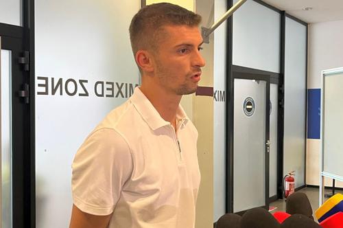 Florin Tănase a vorbit la flash interviu la finalul meciului România - Cipru, scor 2-0. „Șeptarul” de la FCSB a criticat arbitrajul. Mijlocașul a fost marcatorul primului gol.