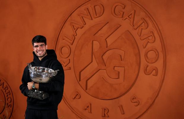 Carlos Alcaraz ar putea pierde aproape jumătate din premiul de la Roland Garros