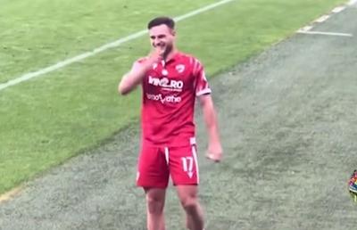 Viralul trivial răspândit de dinamoviști în ziua în care Dennis Politic a semnat cu FCSB