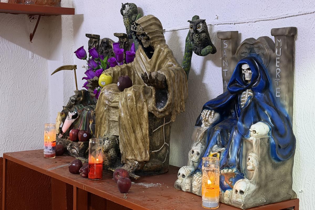 Imagini de la Santuario de la Santa Muerte