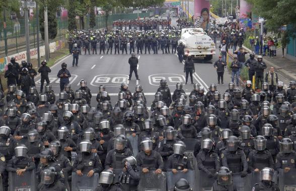 Mobilizare maximă înainte de Cupa Mondială: 100.000 de politiști pe străzi