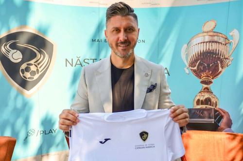 Ciprian Marica l-a lăudat pe Sabău, noul antrenor de la Farul/ foto: Facebook @Ciprian Marica
