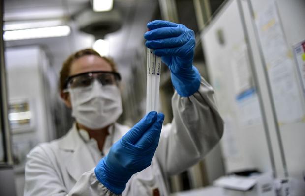 Se înmulțesc cazurile de coronavirus » Alți doi arbitri români ar fi fost depistați pozitiv