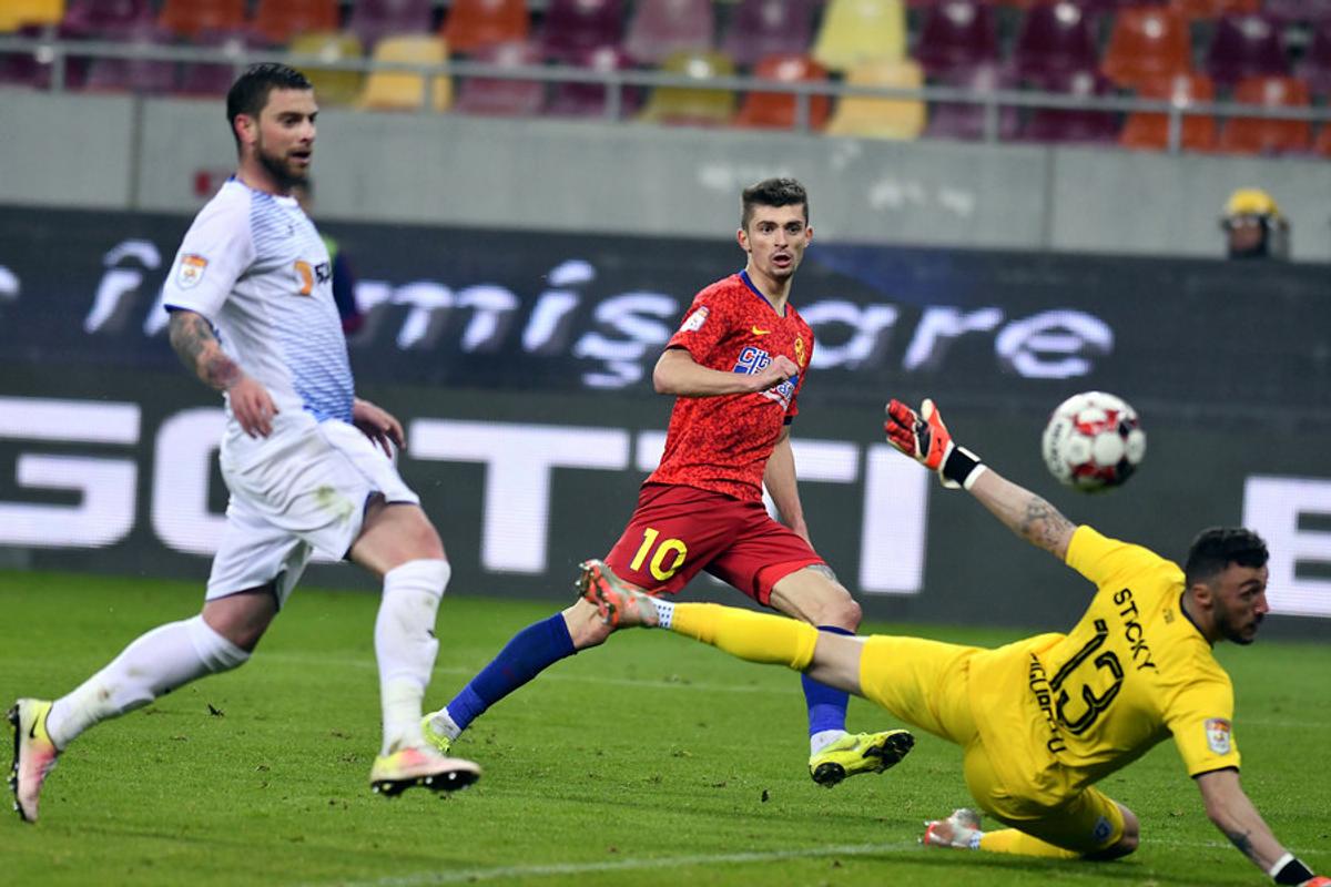 CRAIOVA - FCSB. Gigi Becali, încântat de un jucător oltean înainte de meciul direct: „E cel mai bun, peste Mihăilă și Cicâldău!”
