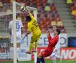 CRAIOVA - FCSB. Gigi Becali, încântat de un jucător oltean înainte de meciul direct: „E cel mai bun, peste Mihăilă și Cicâldău!”