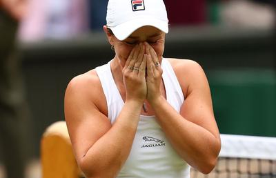 Lacrimi după finala de la Wimbledon! Ambele jucătoare au izbucnit în plâns