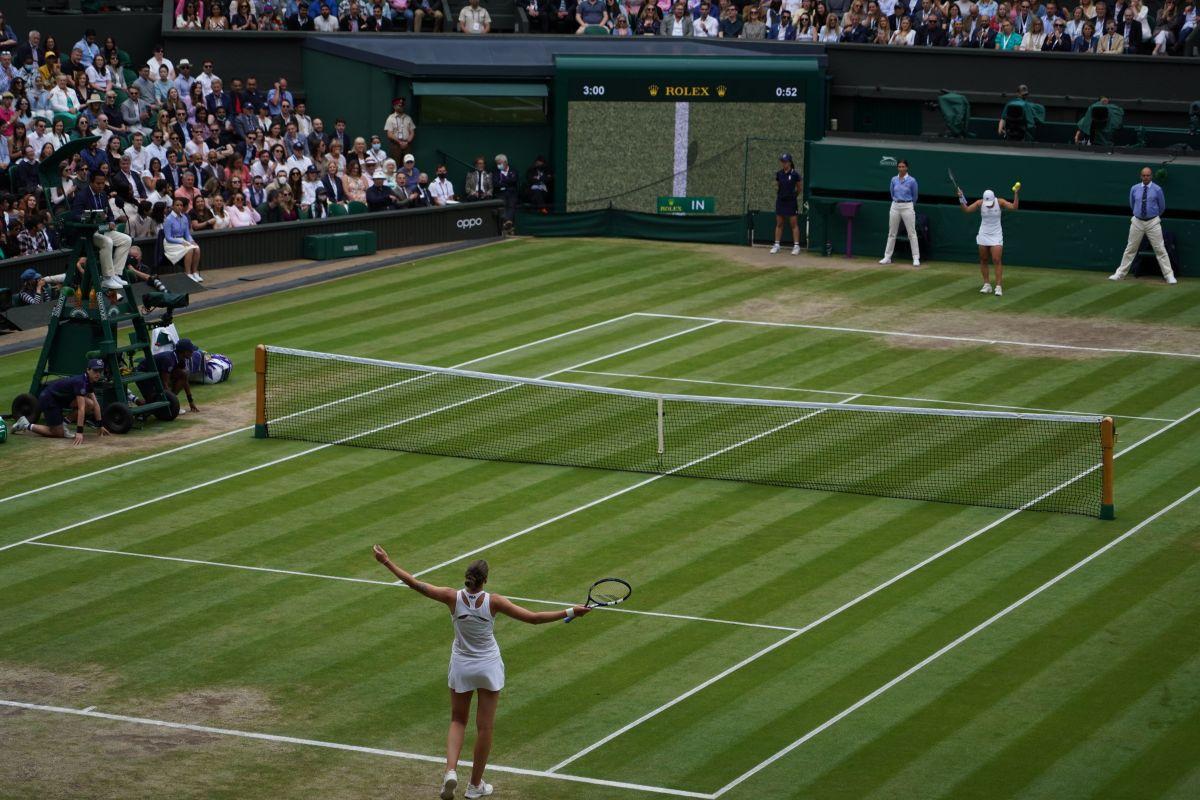 Ashleigh Barty - Karolina Pliskova 6-3, 6-7, 6-3 » Barty e noua campioană de la Wimbledon! Premieră după 9 ani + Mesajul Simonei Halep imediat după finală