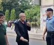 Gigi Becali, pe urmele „Bucharest Pride” » Patronul FCSB a stropit cu agheasmă și a cântat pe Calea Victoriei