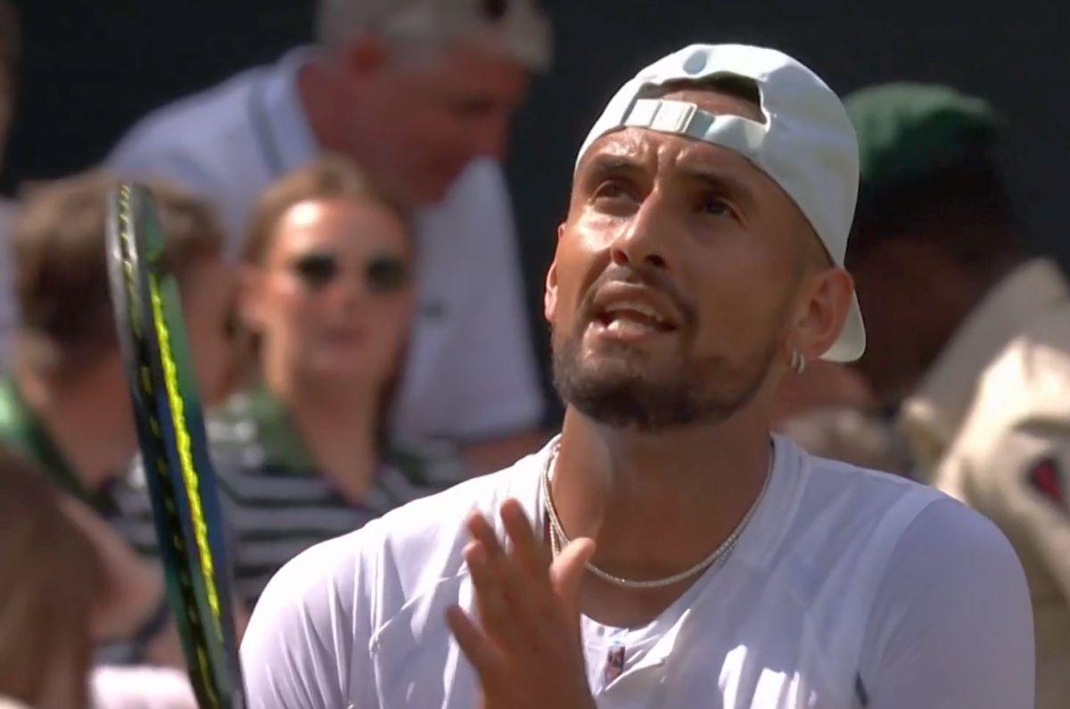 „E beată! Știu exact cine e” » Kyrgios s-a enervat în finala Wimbledon! I-a cerut arbitrului să dea afară o femeie din tribună