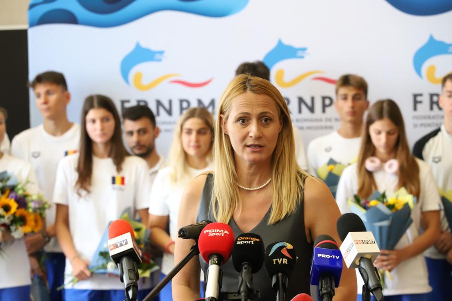 Înotătorii „tricolori” care au participat la Campionatele Europene de Juniori de la Belgrad au revenit în țară. Cum a trăit Vlad Stancu calificarea la JO + La ce visează Daria-Măriuca Silișteanu și Vlad Mihalache