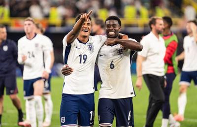 „Se întoarce în sfârșit acasă?” » Englezii, în culmea fericirii, după ce naționala „Three Lions” a ajuns în finala Euro 2024