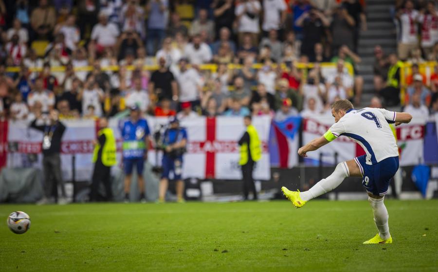 10 detalii observate pe stadion la Olanda - Anglia » „It's coming home, it's coming home!”. Berlin, ultima redută!