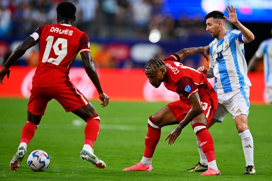 Leo Messi, prestaţie remarcabilă pentru Argentina în semifinala de la Copa America 2024. Foto: Imago Images Lionel Messi, gol pentru o nouă finală la Copa America » Argentina, la un pas de istorie: poate egala performanța Spaniei!