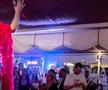 Loredana Groza, show pe mese în fața lui Gică și Ianis Hagi