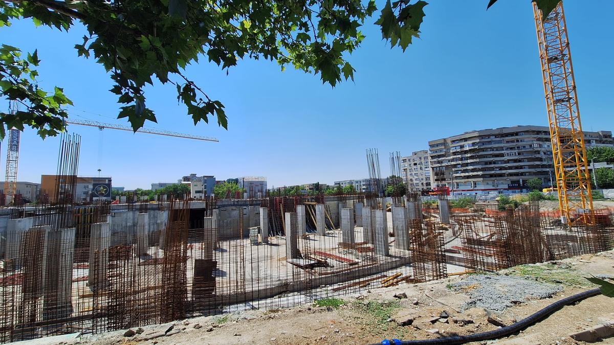 Imagini de pe șantierul velodromului interior de la Craiova, iulie 2025 // foto: GSP