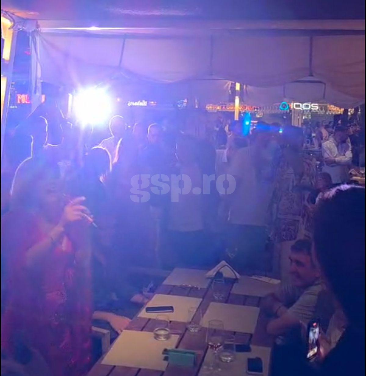 Loredana Groza, show pe mese în fața lui Gică și Ianis Hagi