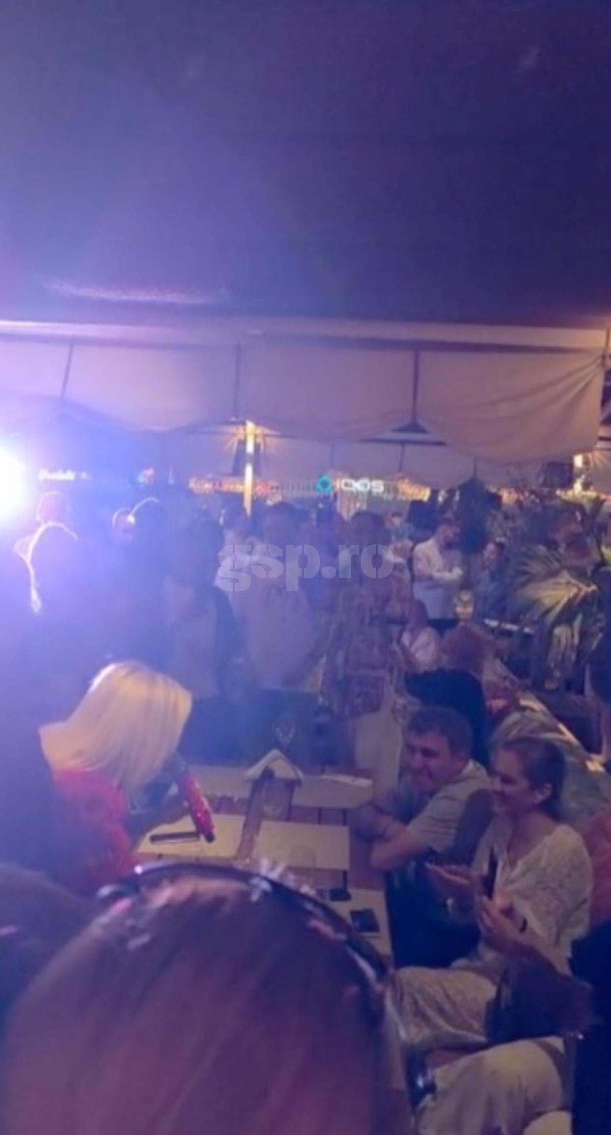 Loredana Groza, show pe mese în fața lui Gică și Ianis Hagi