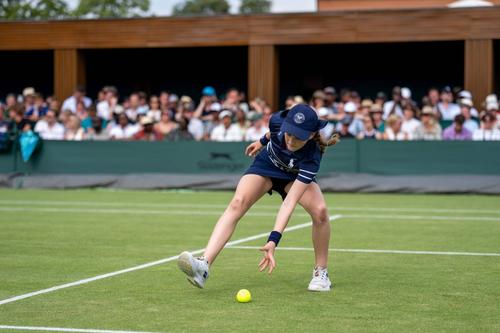 Al doilea scandal de la Wimbledon » Cum a stricat un copil de mingi arbitrul electronic