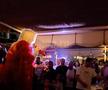 Loredana Groza, show pe mese în fața lui Gică și Ianis Hagi