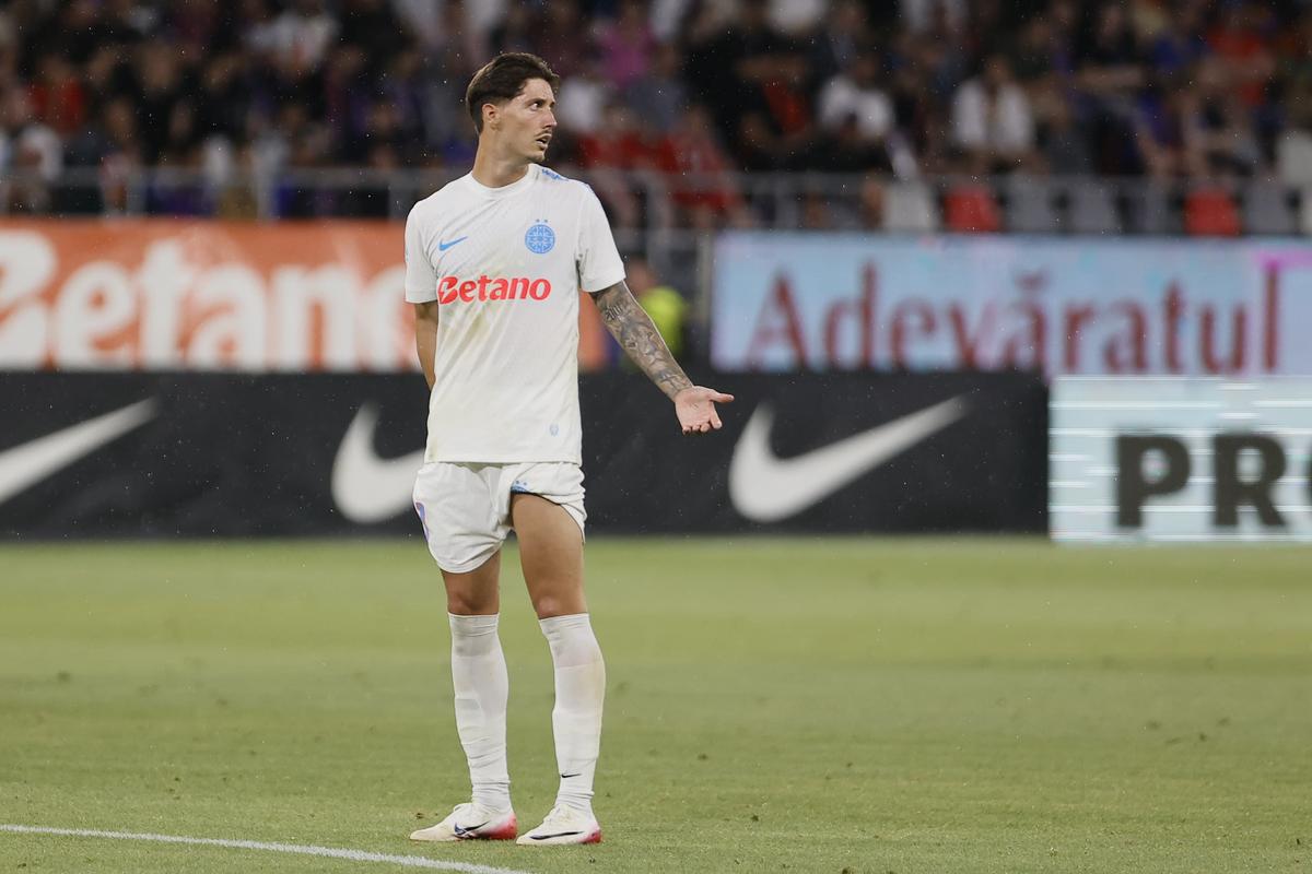 David Miculescu, accidentat în FCSB - Inter d'Escaldes // foto: Cristi Preda (GSP)